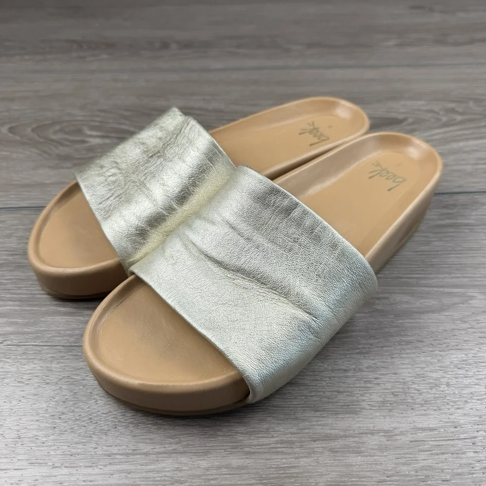 beek womens pelican